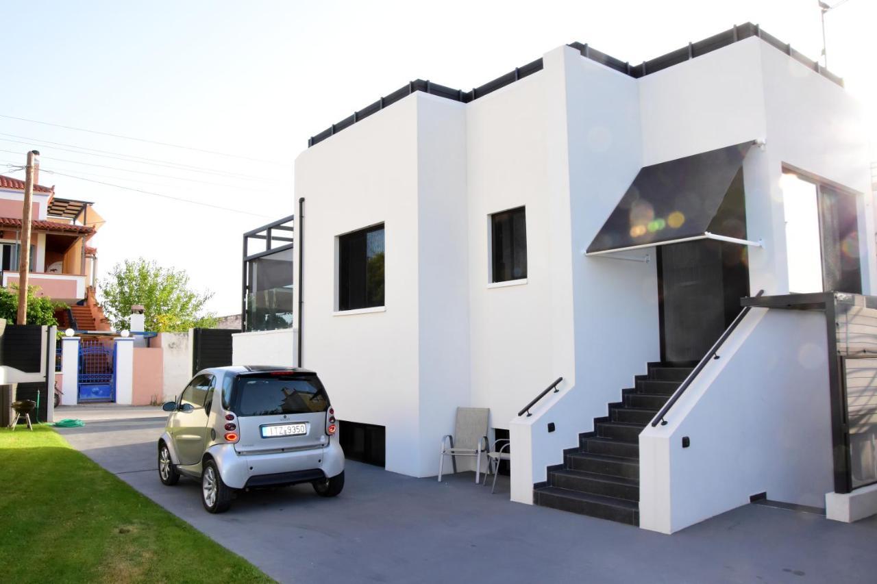 White And Black Aegina Exterior foto